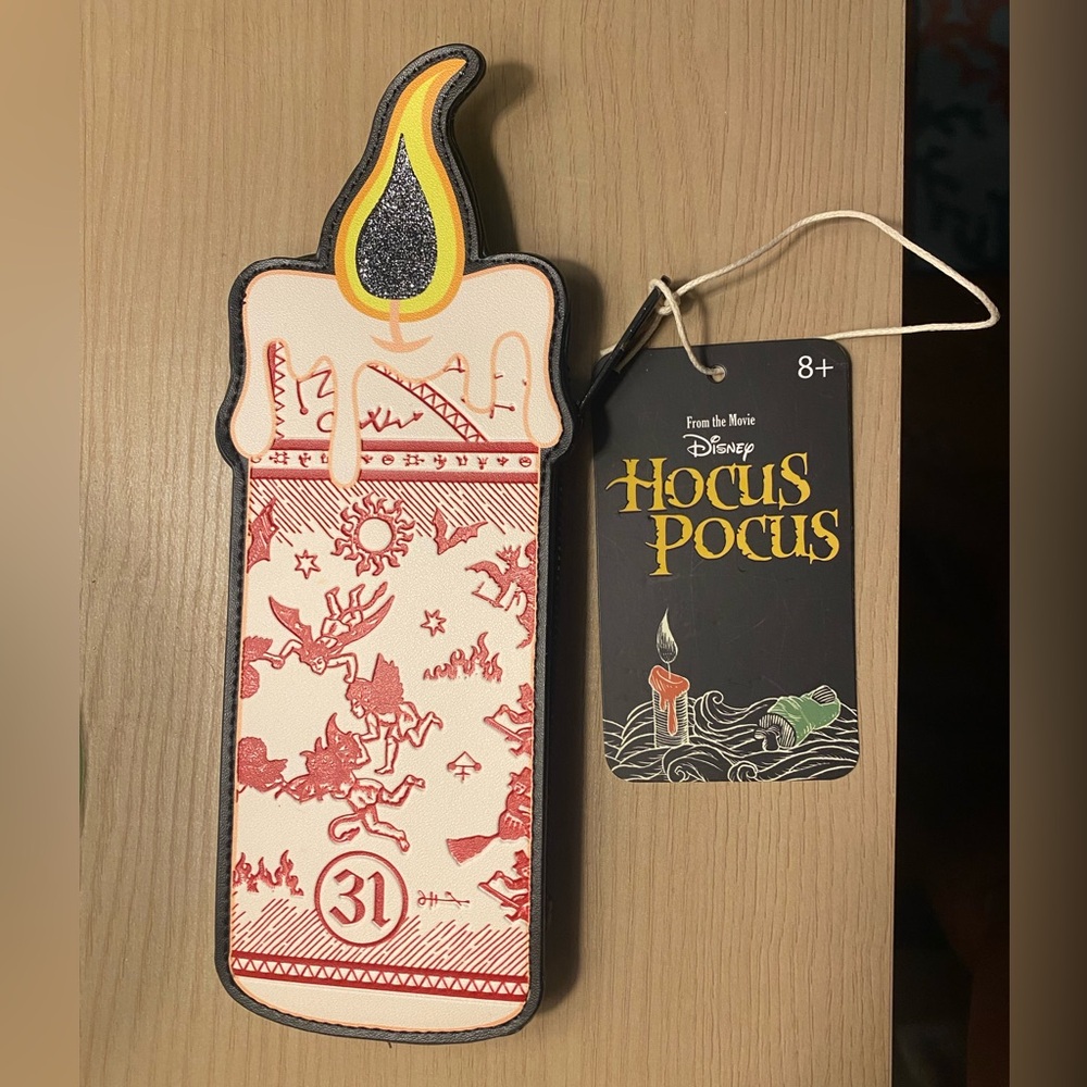 Loungefly Hocus Pocus Candle Cardholder